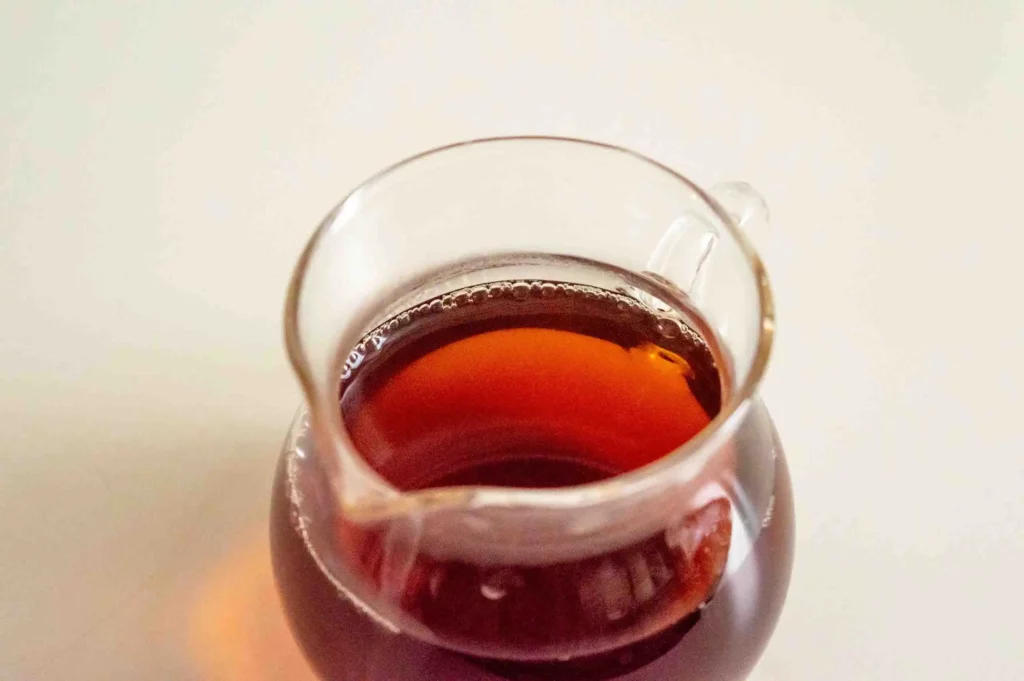 thé noir keemun liqueur rouge